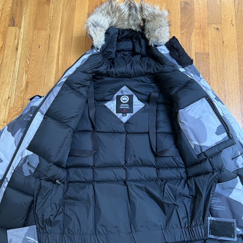 Canada Goose Gray & Black Camouflage Parka with Fur Trim Hood - Picture 7 of 16